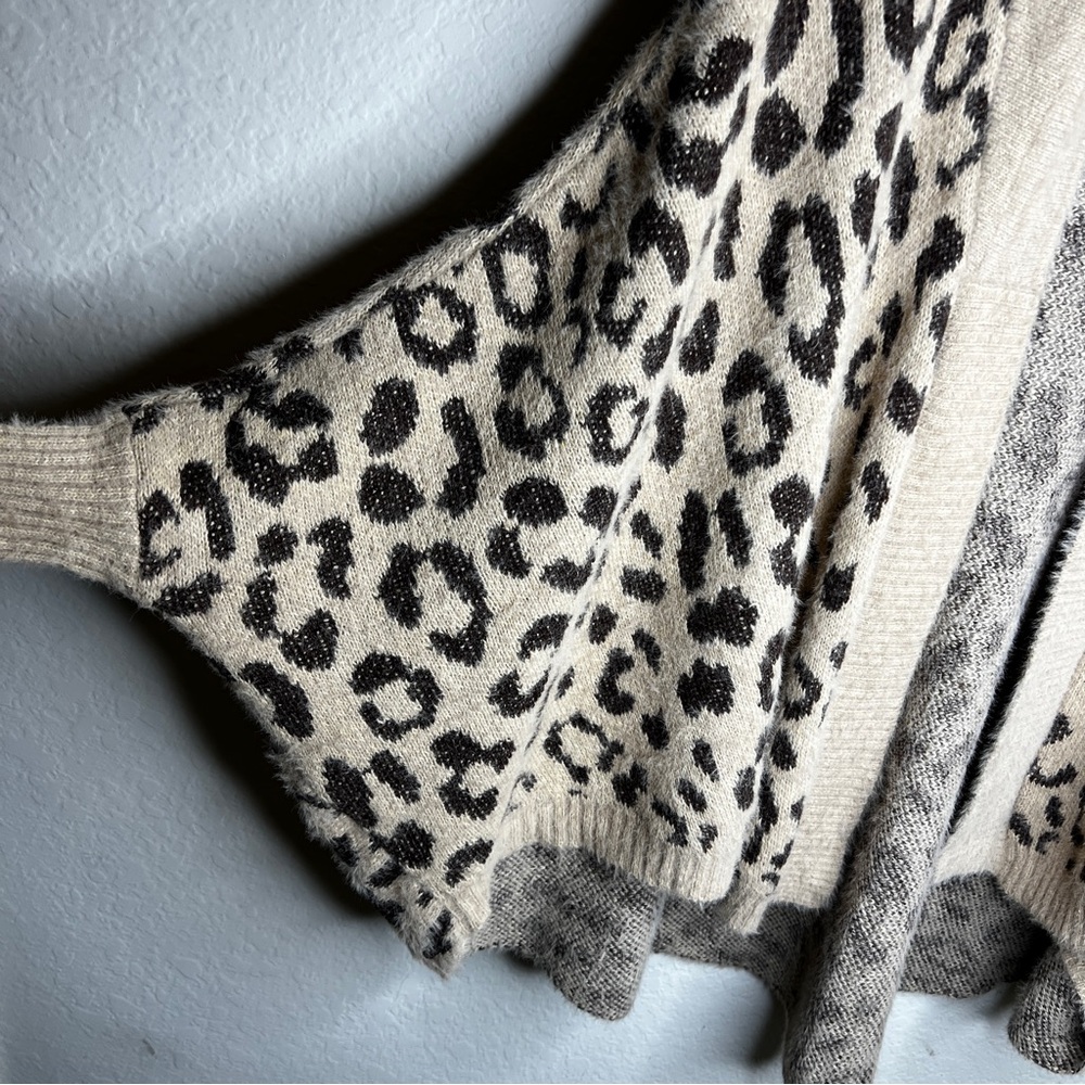 Anthropologie Akemi + Kin Louise Leopard Print Open-Front Cardigan OS - Picture 4 of 10